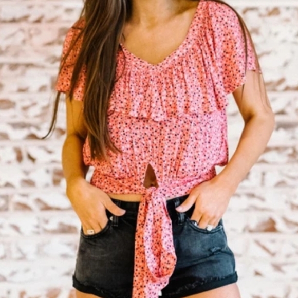 ILLA ILLA Tops - Brand new, Star front tie top